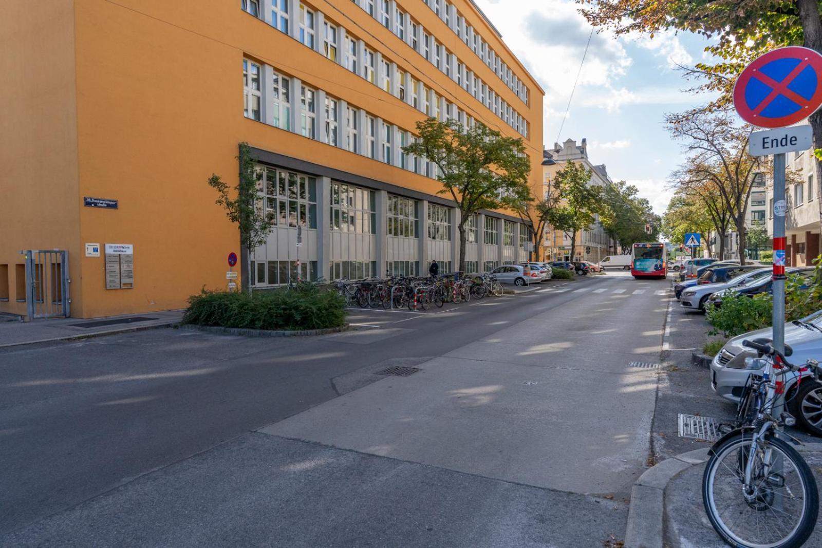Two Bedrooms - 85 Squaremeters - 4 Min To U6 Dresdner Str Wien Eksteriør billede